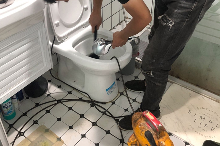 朔城疏通下水道