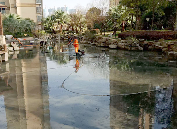 朔城景观池淤泥清理